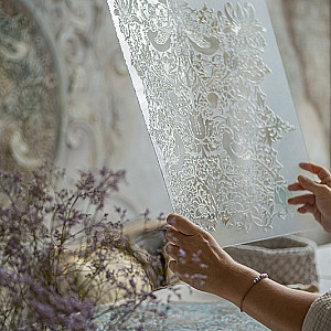 Трафарет - Клубничный воришка - Фотография интерьере 14